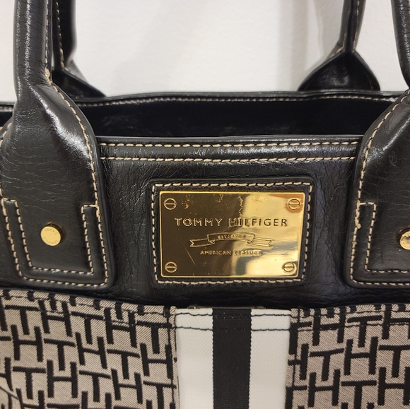 Tommy Hilfiger bag - Picture 2 of 6
